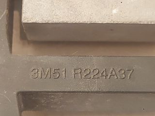 bontott FORD KUGA Bal első Külső Kilincsfészek