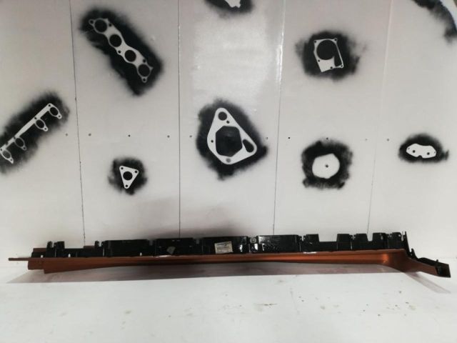 bontott FORD KUGA Bal első Küszöb Díszléc