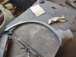 bontott FORD KUGA Bal első Sárvédő Díszléc