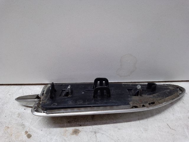 bontott FORD KUGA Bal első Sárvédő Díszléc