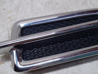 bontott FORD KUGA Bal első Sárvédő Díszléc