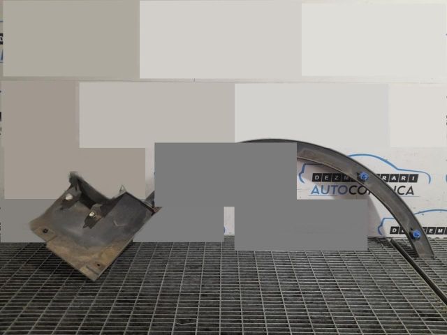 bontott FORD KUGA Bal első Sárvédő Szélesítő