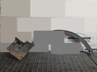 bontott FORD KUGA Bal első Sárvédő Szélesítő