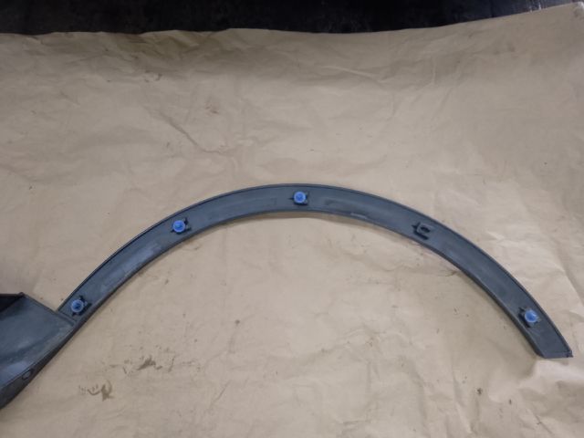 bontott FORD KUGA Bal első Sárvédő Szélesítő