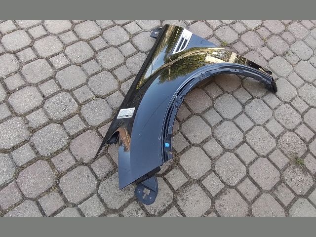 bontott FORD KUGA Bal első Sárvédő