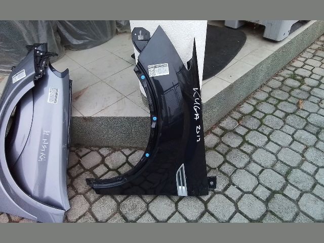 bontott FORD KUGA Bal első Sárvédő