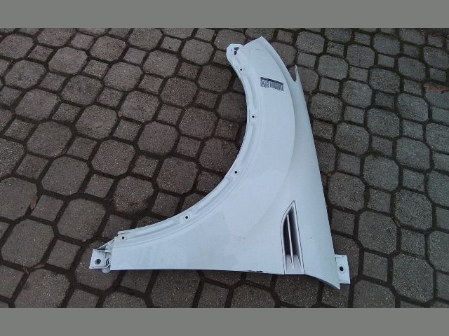 bontott FORD KUGA Bal első Sárvédő