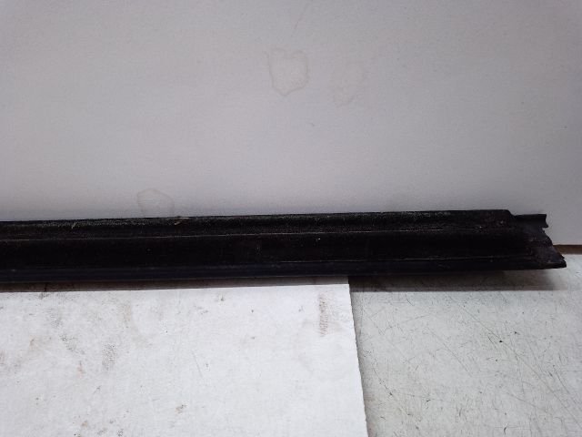 bontott FORD KUGA Bal első Vízlehúzó Gumicsík