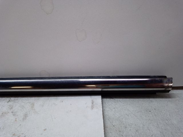 bontott FORD KUGA Bal első Vízlehúzó Gumicsík