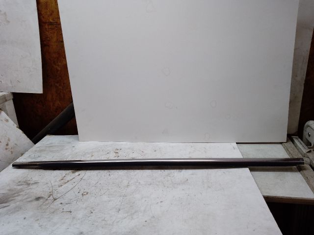 bontott FORD KUGA Bal első Vízlehúzó Gumicsík