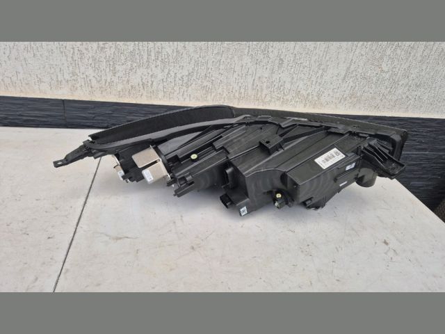 bontott FORD KUGA Bal Fényszóró