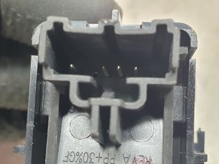 bontott FORD KUGA Bal hátsó Ablakemelő Kapcsoló