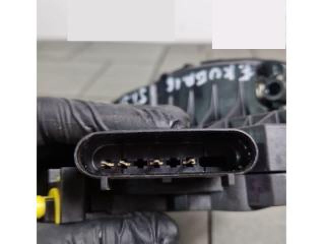 bontott FORD KUGA Bal hátsó Ajtózár