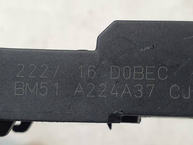 bontott FORD KUGA Bal hátsó Külső Kilincsfészek