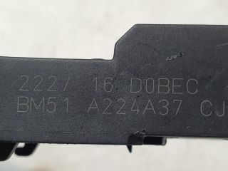 bontott FORD KUGA Bal hátsó Külső Kilincsfészek