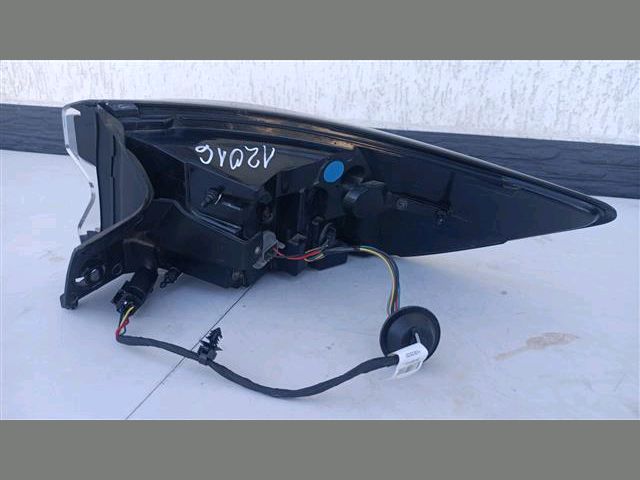 bontott FORD KUGA Bal Hátsó Lámpa