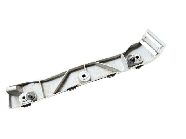 bontott FORD KUGA Bal hátsó Lökhárító Tartó (Műanyag)