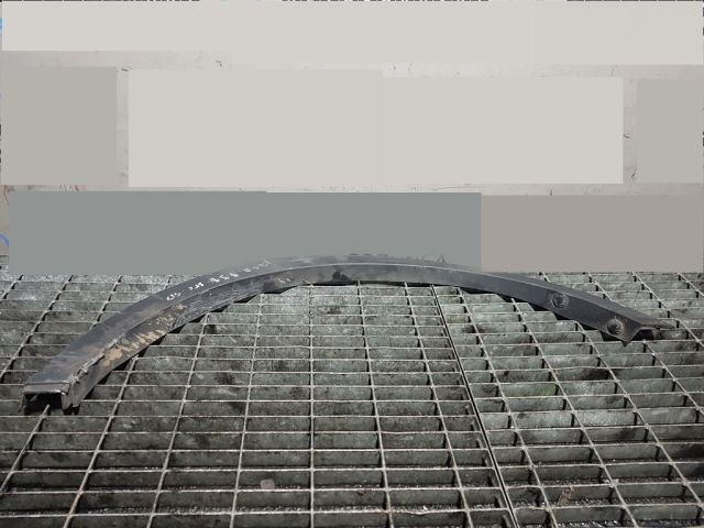 bontott FORD KUGA Bal hátsó Sárvédő Díszléc