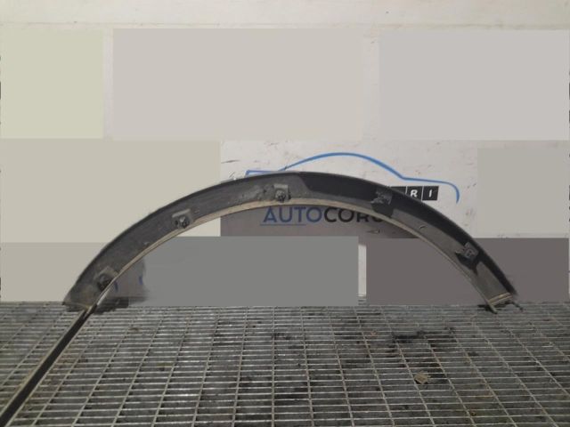 bontott FORD KUGA Bal hátsó Sárvédő Díszléc