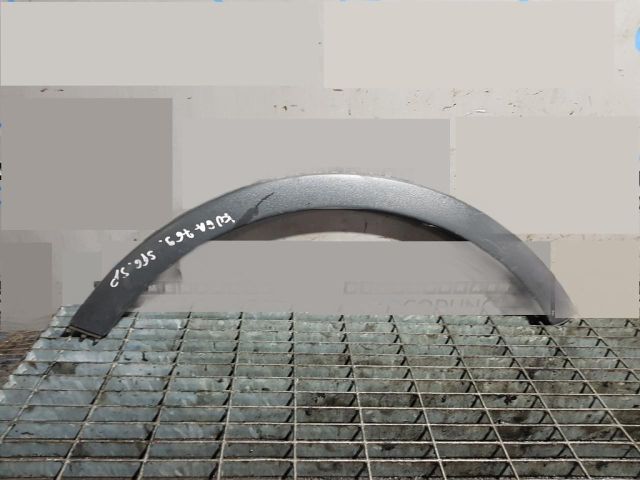 bontott FORD KUGA Bal hátsó Sárvédő Díszléc