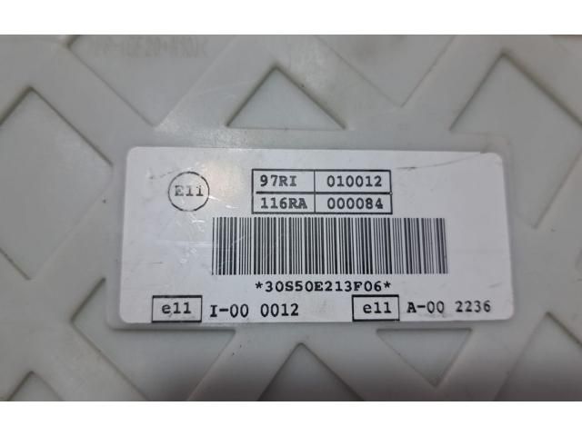 bontott FORD KUGA Biztosítéktábla Utastér