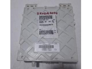 bontott FORD KUGA Biztosítéktábla Utastér