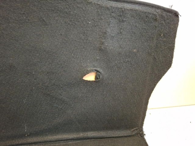 bontott FORD KUGA Csomagtér Kárpit