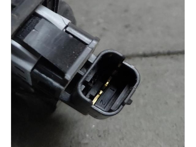 bontott FORD KUGA Csomagtér Nyitó Kar / Gomb