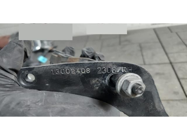 bontott FORD KUGA Csomagtérajtó Bal Zsanér