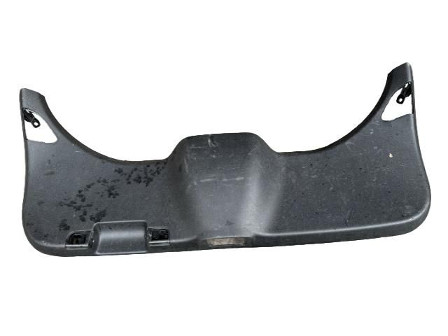 bontott FORD KUGA Csomagtérajtó Burkolat (Részeivel)