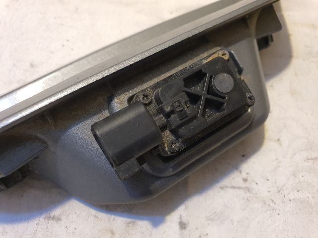 bontott FORD KUGA Csomagtérajtó Kilincs