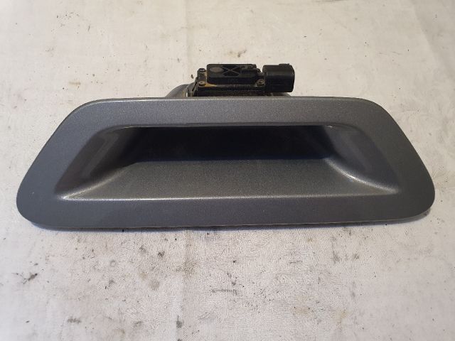 bontott FORD KUGA Csomagtérajtó Kilincs