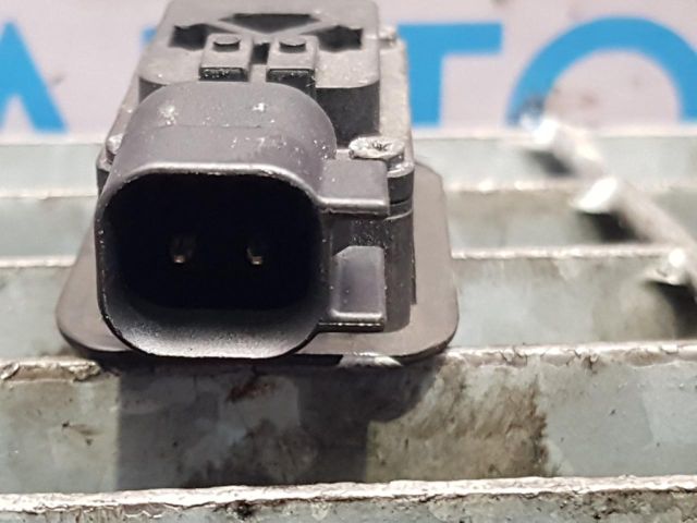 bontott FORD KUGA Csomagtérajtó Kilincs