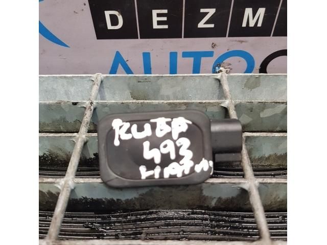 bontott FORD KUGA Csomagtérajtó Kilincs