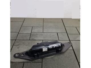 bontott FORD KUGA Csomagtérajtó Kilincs