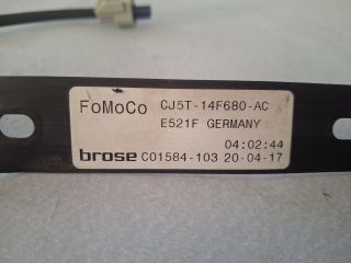 bontott FORD KUGA Csomagtérajtó Nyitás Érzékelő