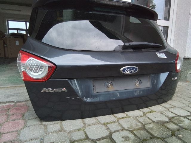 bontott FORD KUGA Csomagtérajtó (Részeivel)