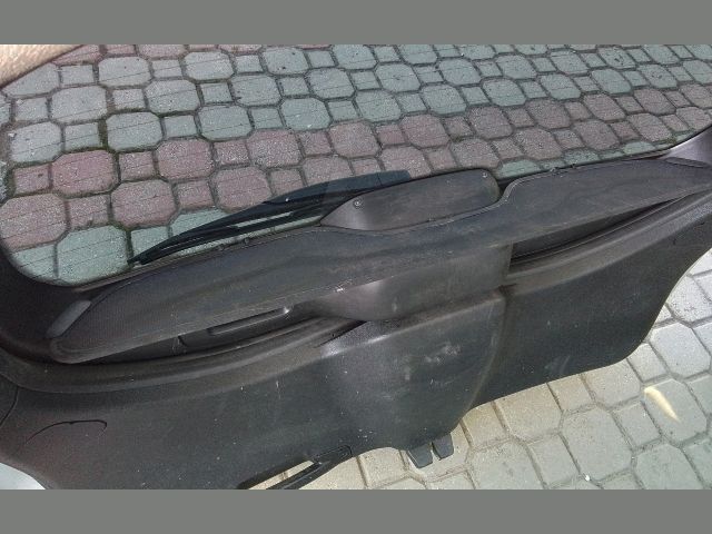 bontott FORD KUGA Csomagtérajtó (Részeivel)