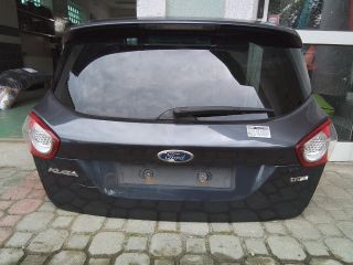 bontott FORD KUGA Csomagtérajtó (Részeivel)