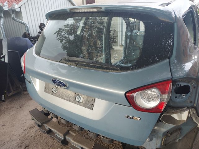 bontott FORD KUGA Csomagtérajtó (Részeivel)