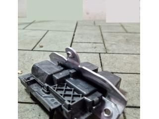 bontott FORD KUGA Csomagtérajtó Zárszerkezet