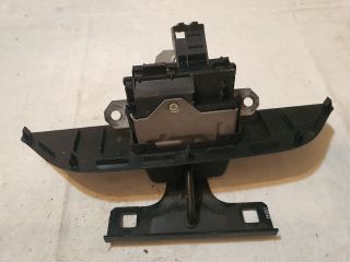 bontott FORD KUGA Csomagtérajtó Zárszerkezet