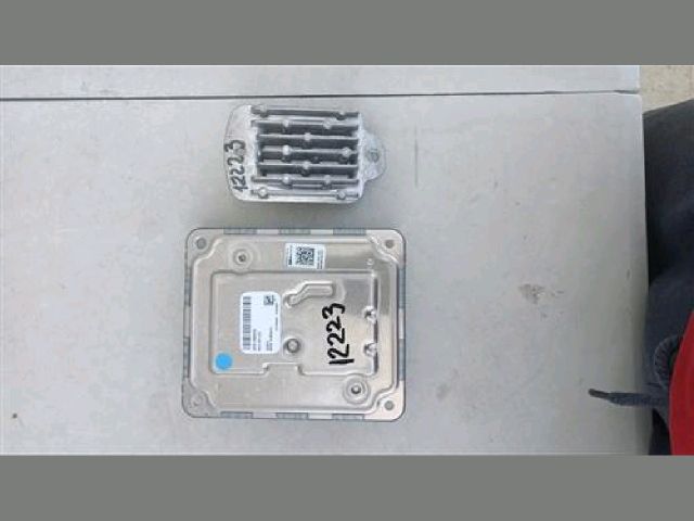 bontott FORD KUGA Elektronika (Magában)