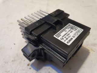 bontott FORD KUGA Előtét Ellenállás Fűtőmotor