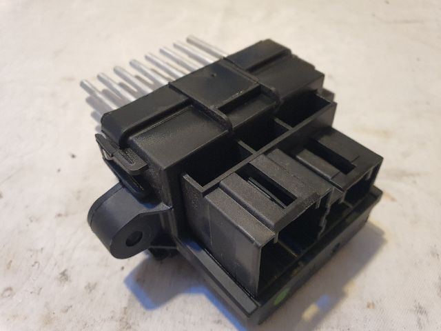 bontott FORD KUGA Előtét Ellenállás Fűtőmotor