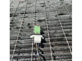 bontott FORD KUGA Előtét Ellenállás Fűtőmotor