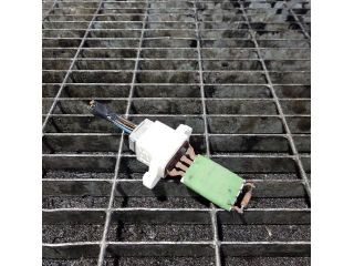 bontott FORD KUGA Előtét Ellenállás Fűtőmotor