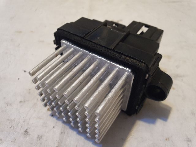 bontott FORD KUGA Előtét Ellenállás Fűtőmotor