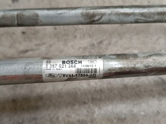 bontott FORD KUGA Első Ablaktörlő Motor