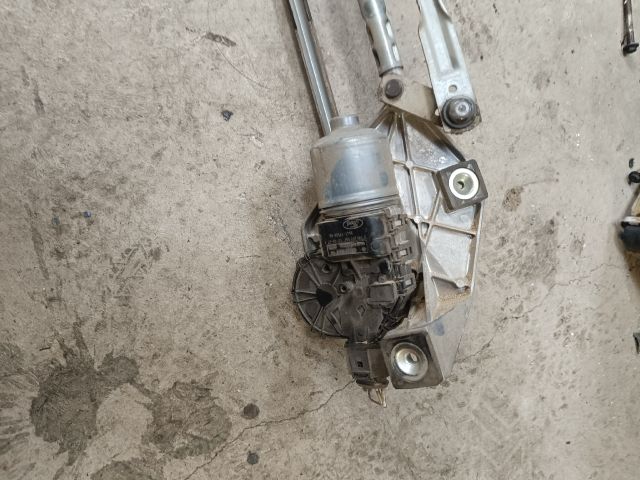 bontott FORD KUGA Első Ablaktörlő Motor